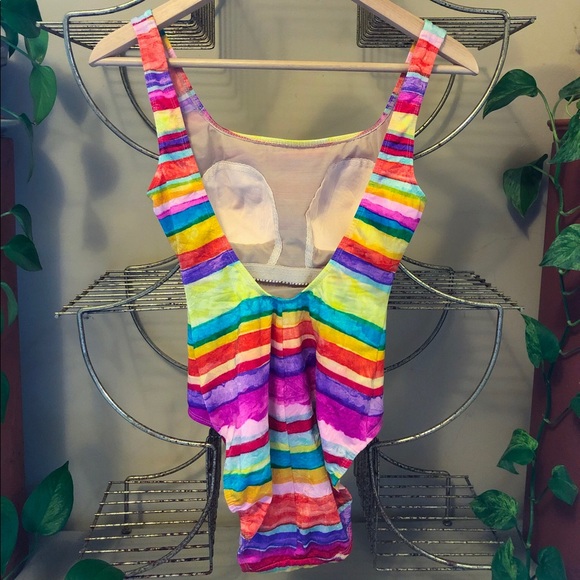 Vintage Swimsuit - Picture 2 of 3